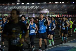 BIB: 45586, 40266, 46446, 221
                            <button type="button" onclick="openModal(10580882)" class="btn btn-primary btn-sm float-right btn-popup" data-toggle="modal" data-target=".modal-high-quality">
                        <i class="fas fa-shopping-cart"></i> Add to Cart
                    </button>
                                            <button type="button" onclick="isThisMe(10580882, true)" class="btn btn-success btn-sm float-right btn-popup btn-isme hidden" data-toggle="tooltip" data-placement="bottom" title="นี่คือรูปของคุณใช่ไหม คลิกที่นี่เพื่อเอาเข้าอัลบั้ม">
                        <i class="fas fa-plus"></i> Add to album
                    </button>
                    <button type="button" onclick="isThisMe(10580882, false)" class="btn btn-warning btn-sm float-right btn-popup btn-isnotme hidden">
                        <i class="fas fa-ban"></i> Remove from album
                    </button>